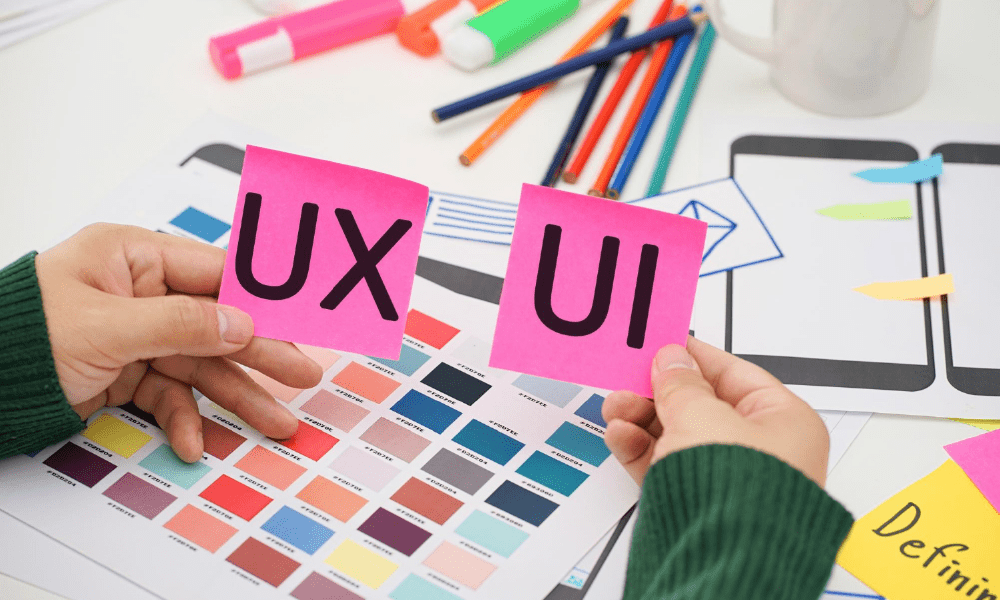 الفرق بين ui و ux 
